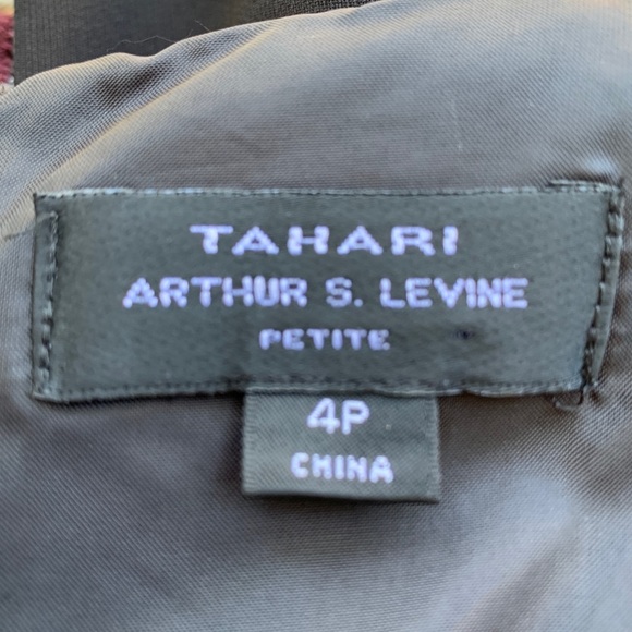 Fabulous Tahari Black Dress with cap sleeves! - Picture 6 of 8